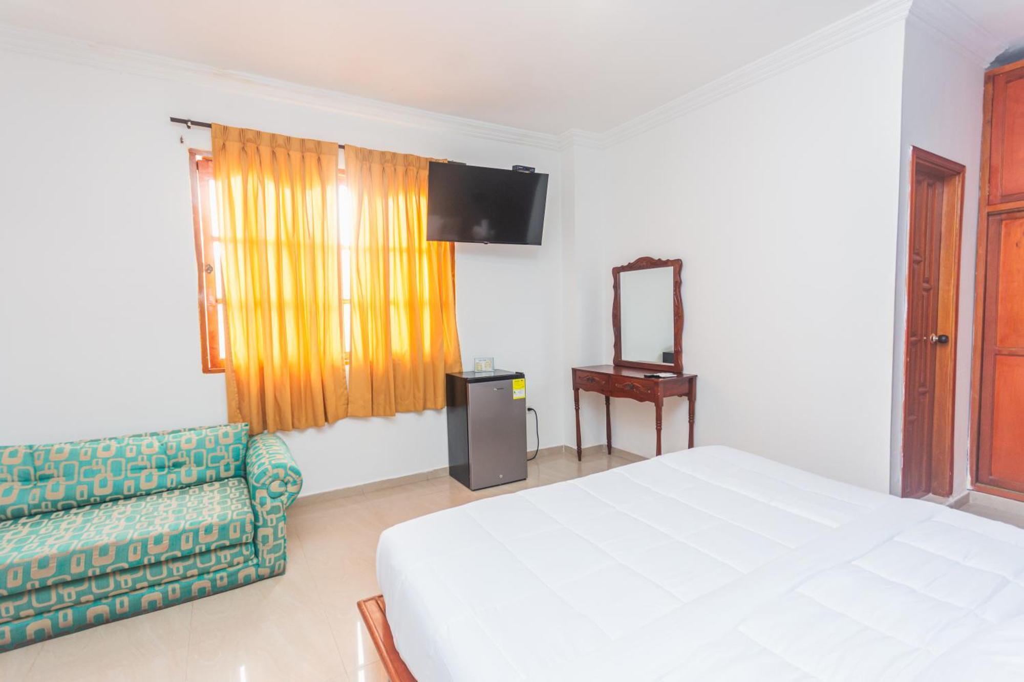 Baluarte Coast 3*