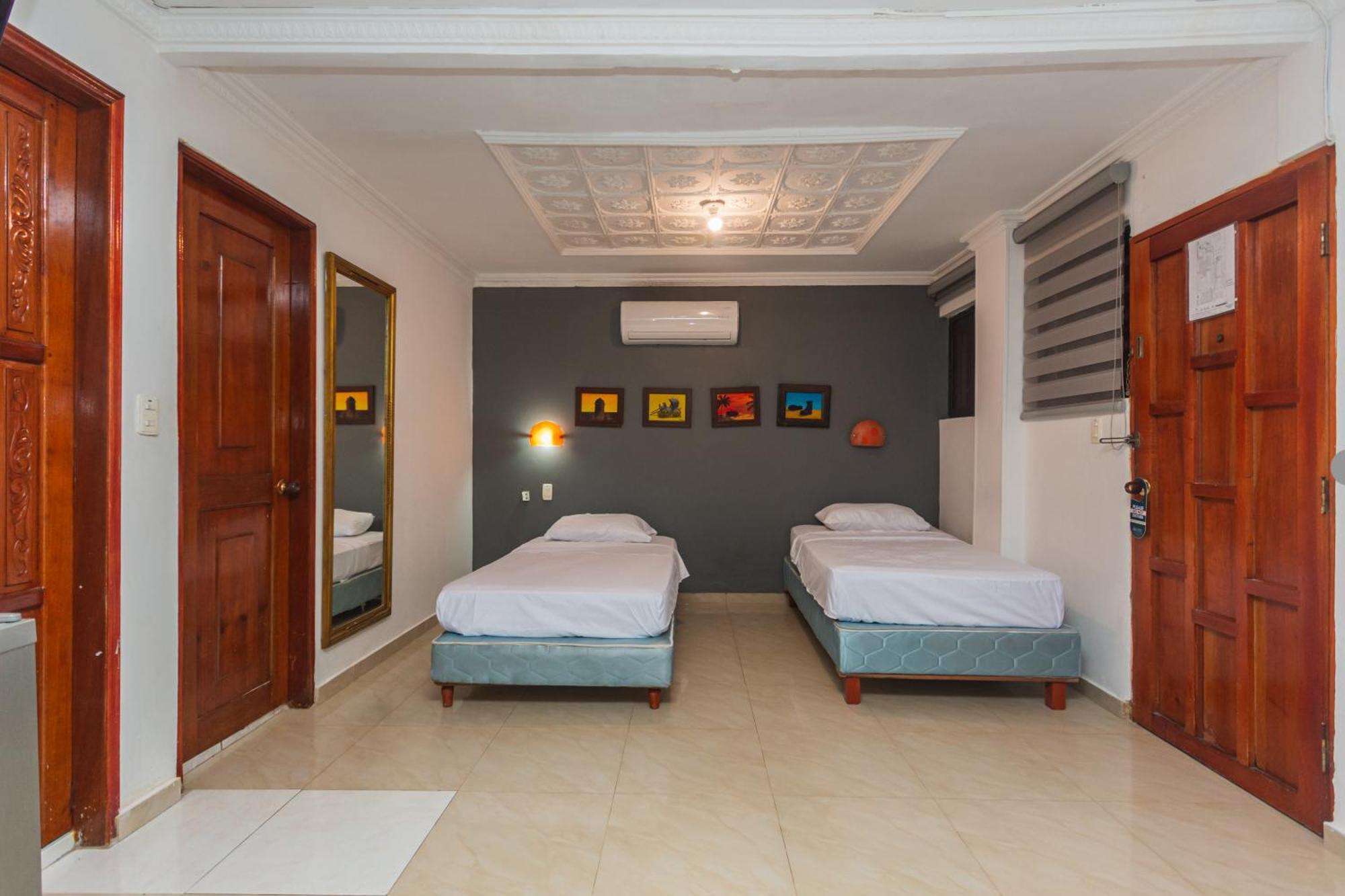 Hotel Baluarte Coast