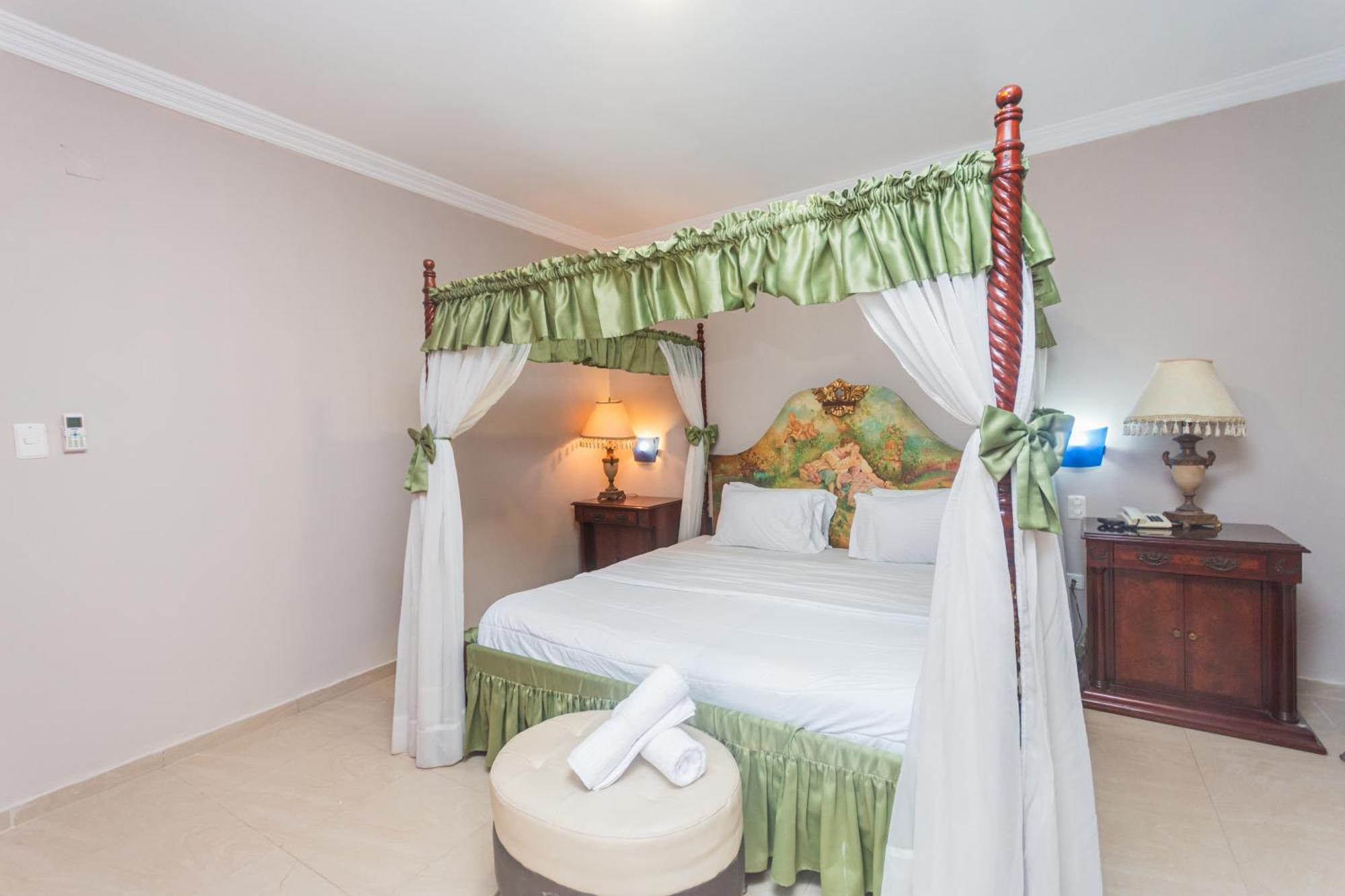 Baluarte Coast 3*